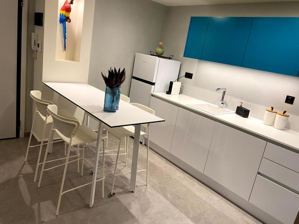 Vyron 2 Lusso Apartment Nea Michaniona Bagian luar foto